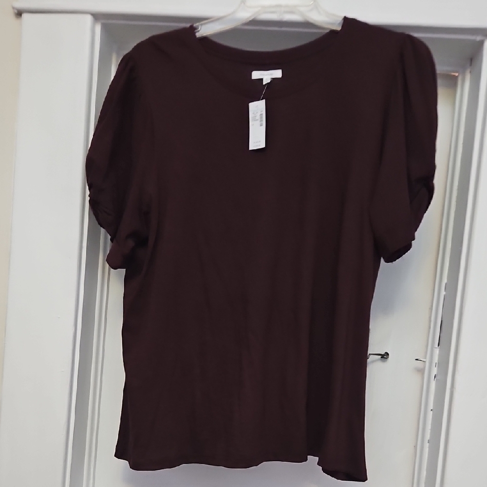 Women's Maroon top
